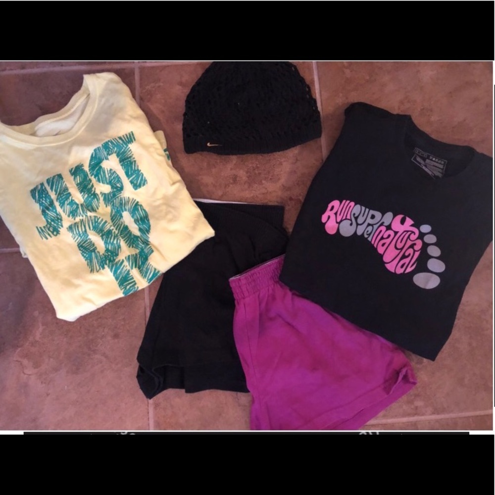 Nike Bundle — plus 2 S.O. shorts
